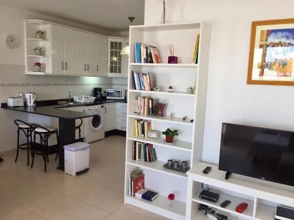 Apt Casa Mamen Spacious With Sea Views Puerto del Carmen  Apartamento Puerto del Carmen (Lanzarote)