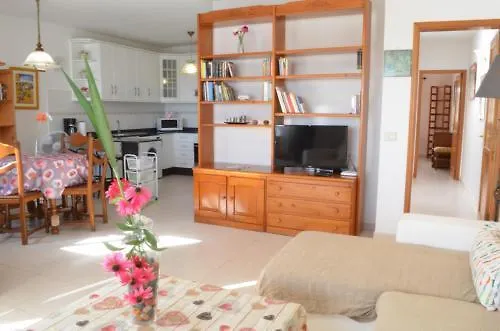 Apt Casa Mamen Spacious With Sea Views Puerto del Carmen  Lägenhet